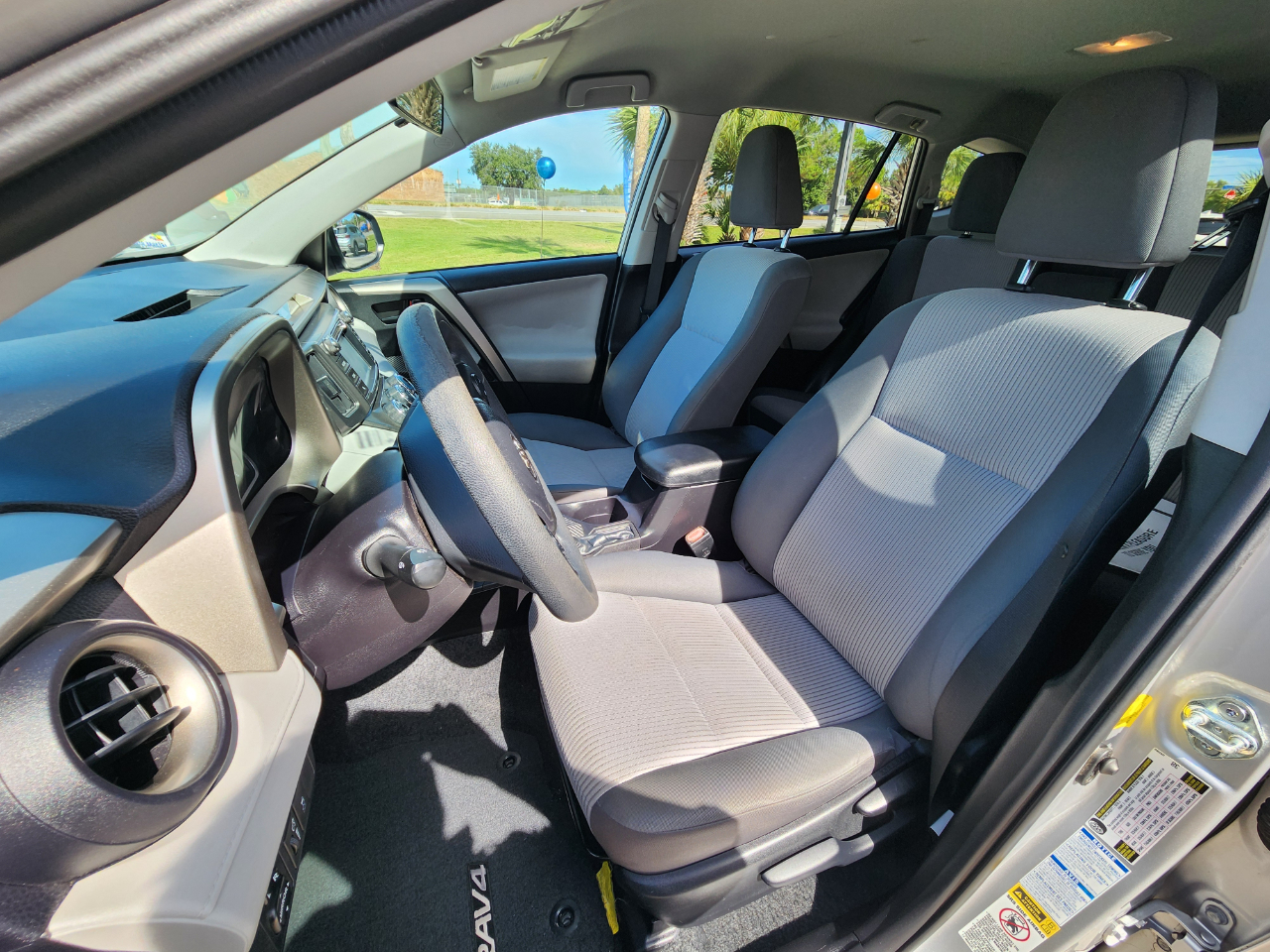 Toyota RAV4 LE AWD 2014 Toyota RAV4 LE AWD 2014