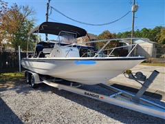 2006 Boston Whaler Dauntless 