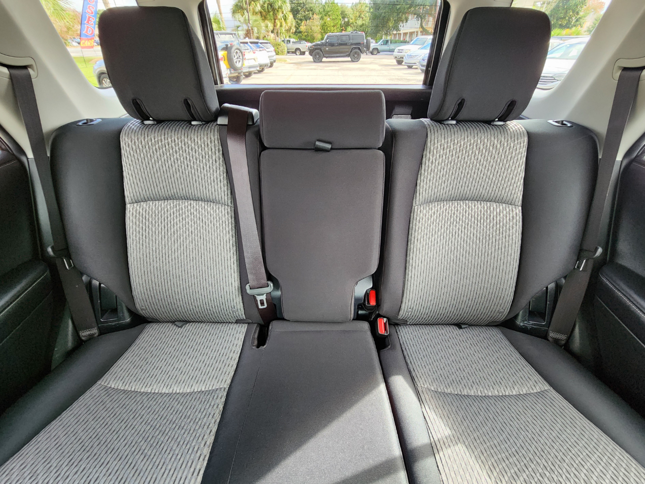 Toyota 4Runner SR5 2WD (Natl) 2019