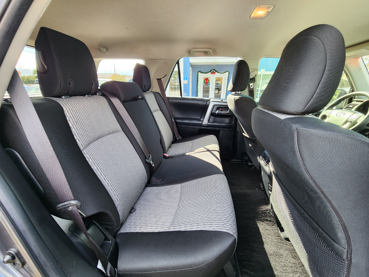 Toyota 4Runner SR5 2WD (Natl) 2019