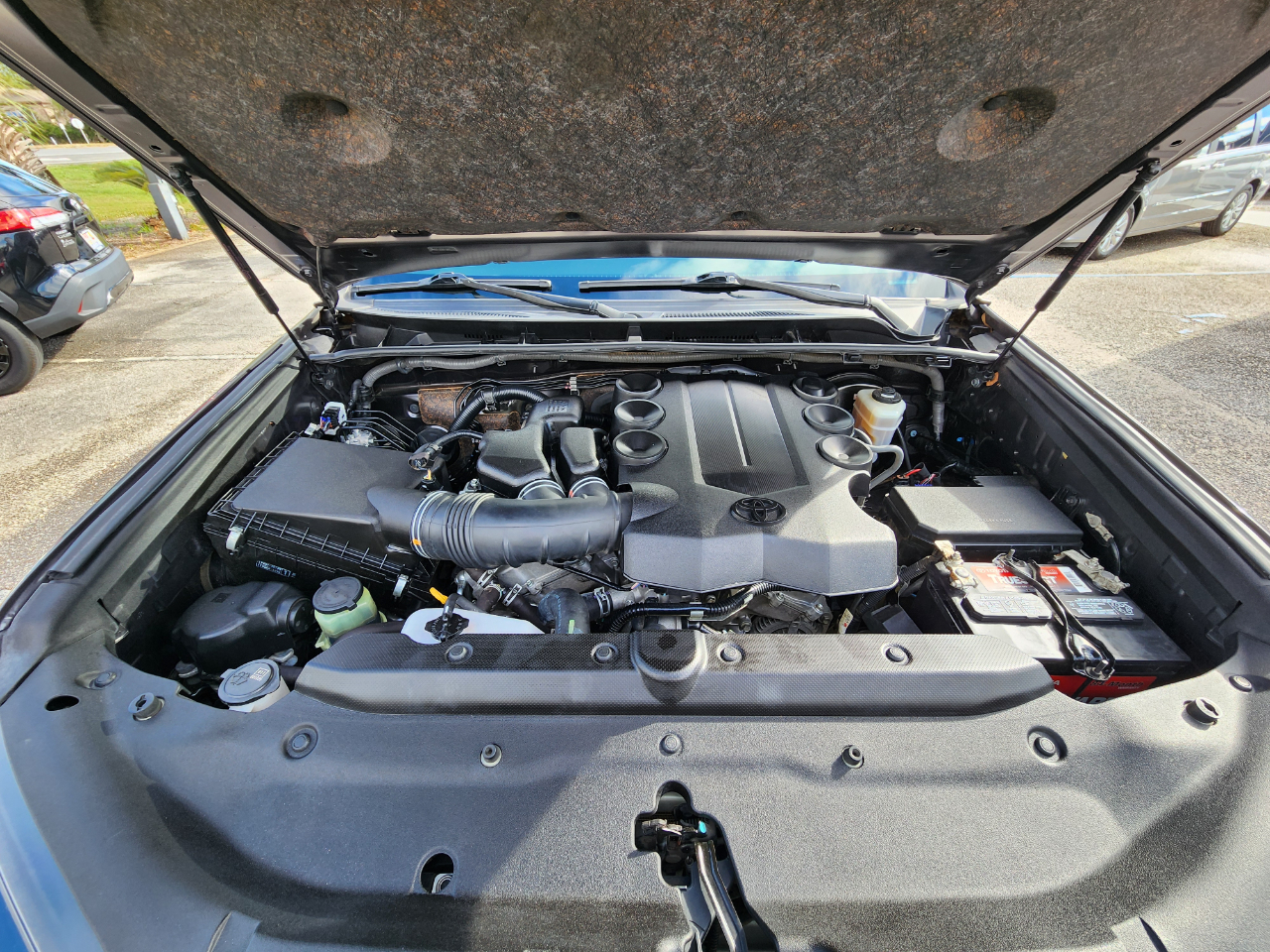 Toyota 4Runner SR5 2WD (Natl) 2019