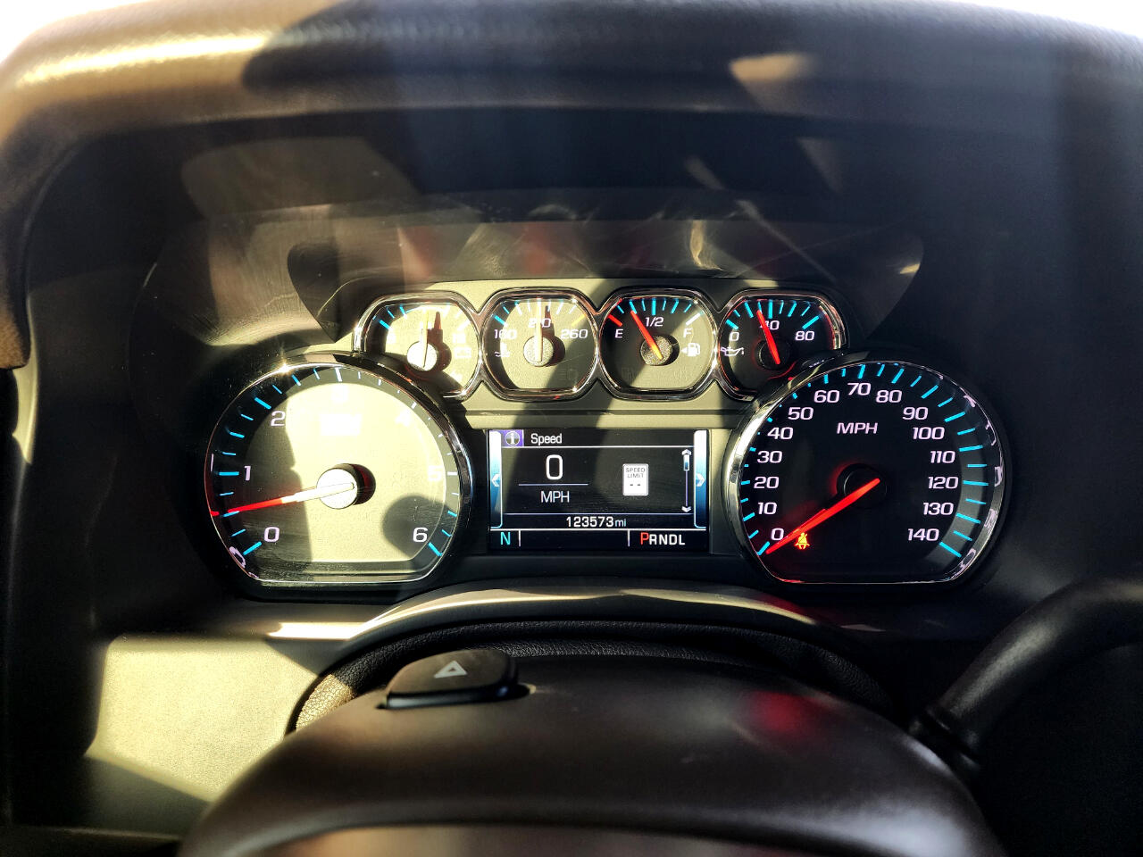 Chevrolet Suburban 2WD 4dr 1500 Premier 2018