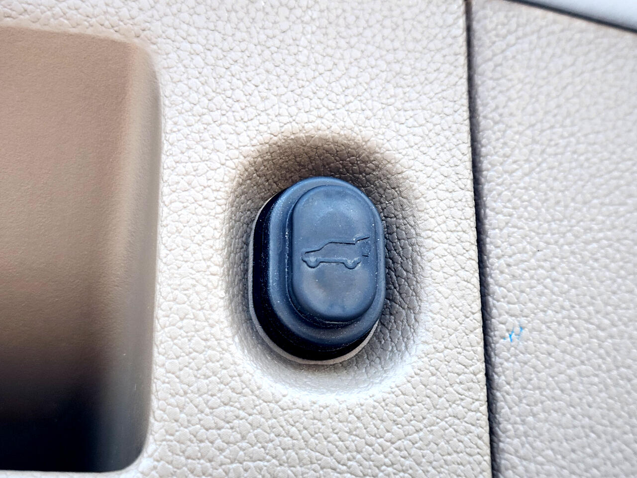 Chevrolet Suburban 2WD 4dr 1500 Premier 2018