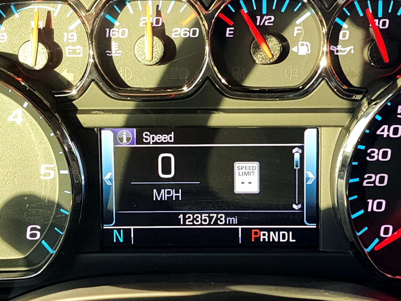 Chevrolet Suburban 2WD 4dr 1500 Premier 2018