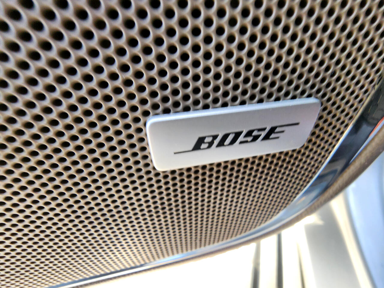 Chevrolet Suburban 2WD 4dr 1500 Premier 2018