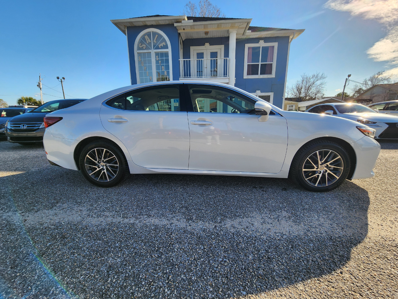 Lexus ES 350 4dr Sdn 2016