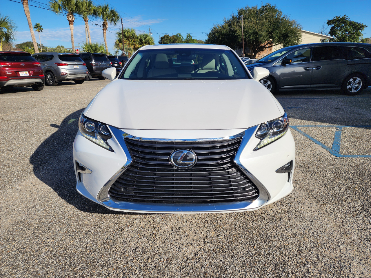 Lexus ES 350 4dr Sdn 2016