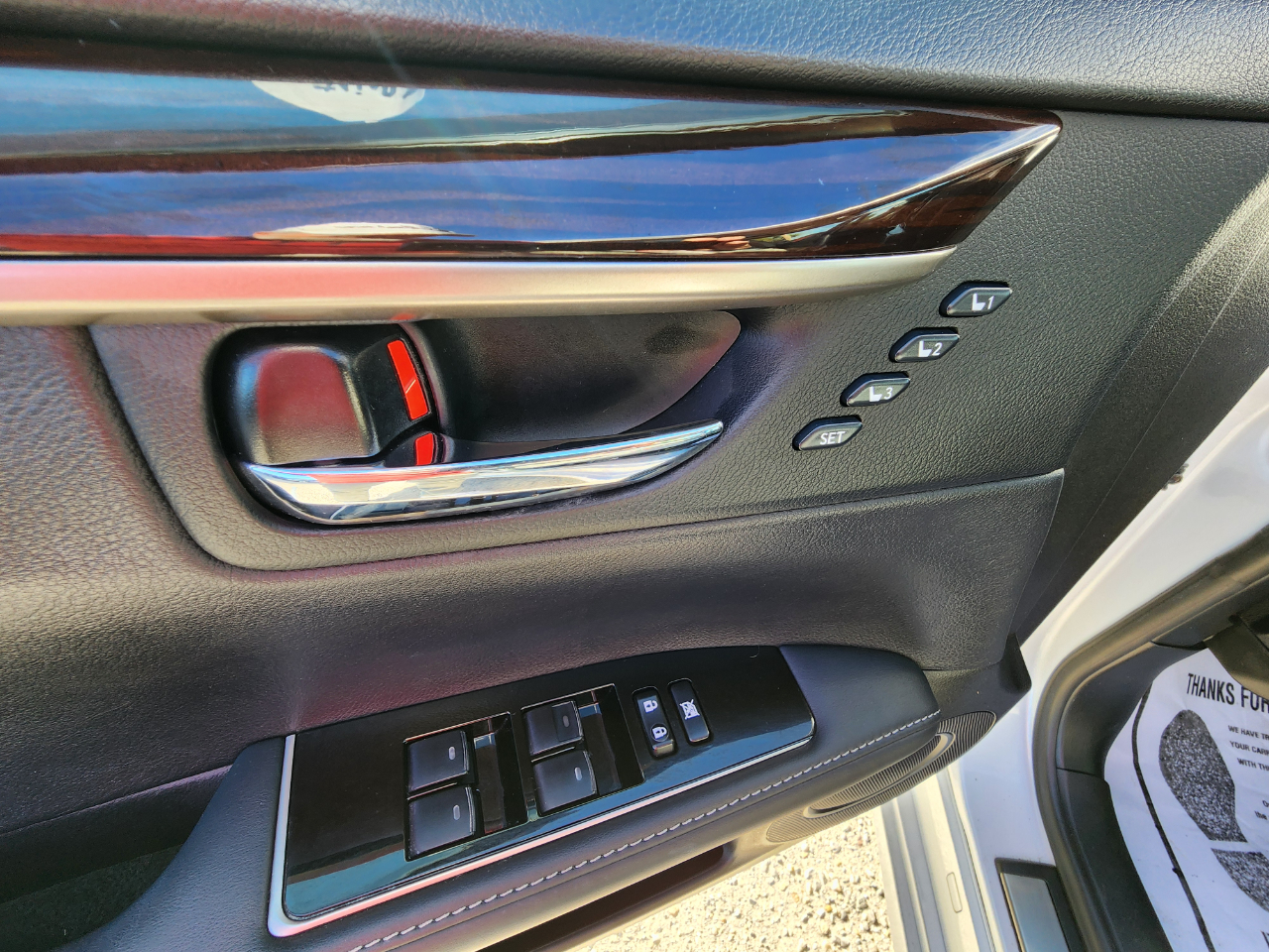 Lexus ES 350 4dr Sdn 2016