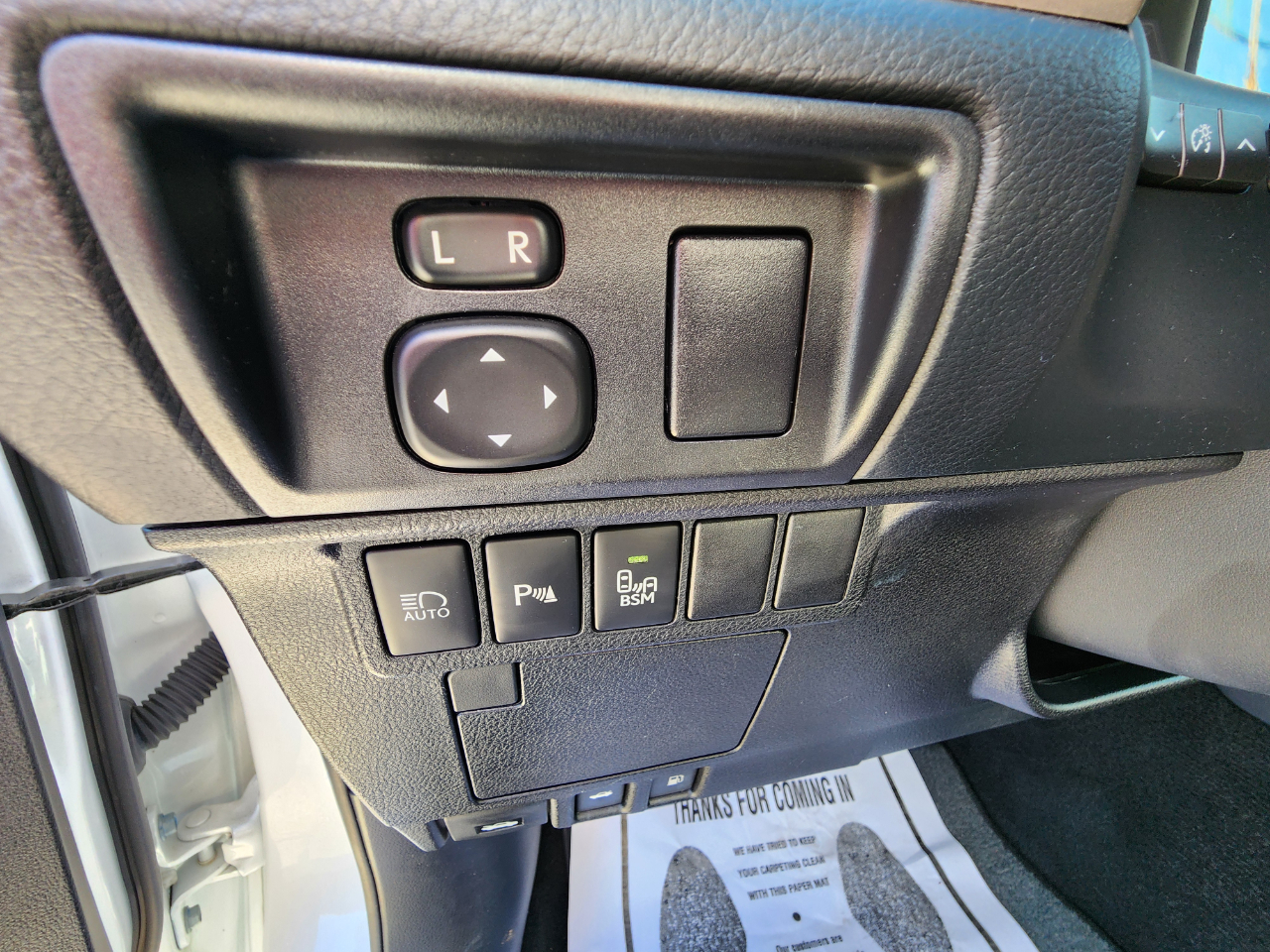 Lexus ES 350 4dr Sdn 2016