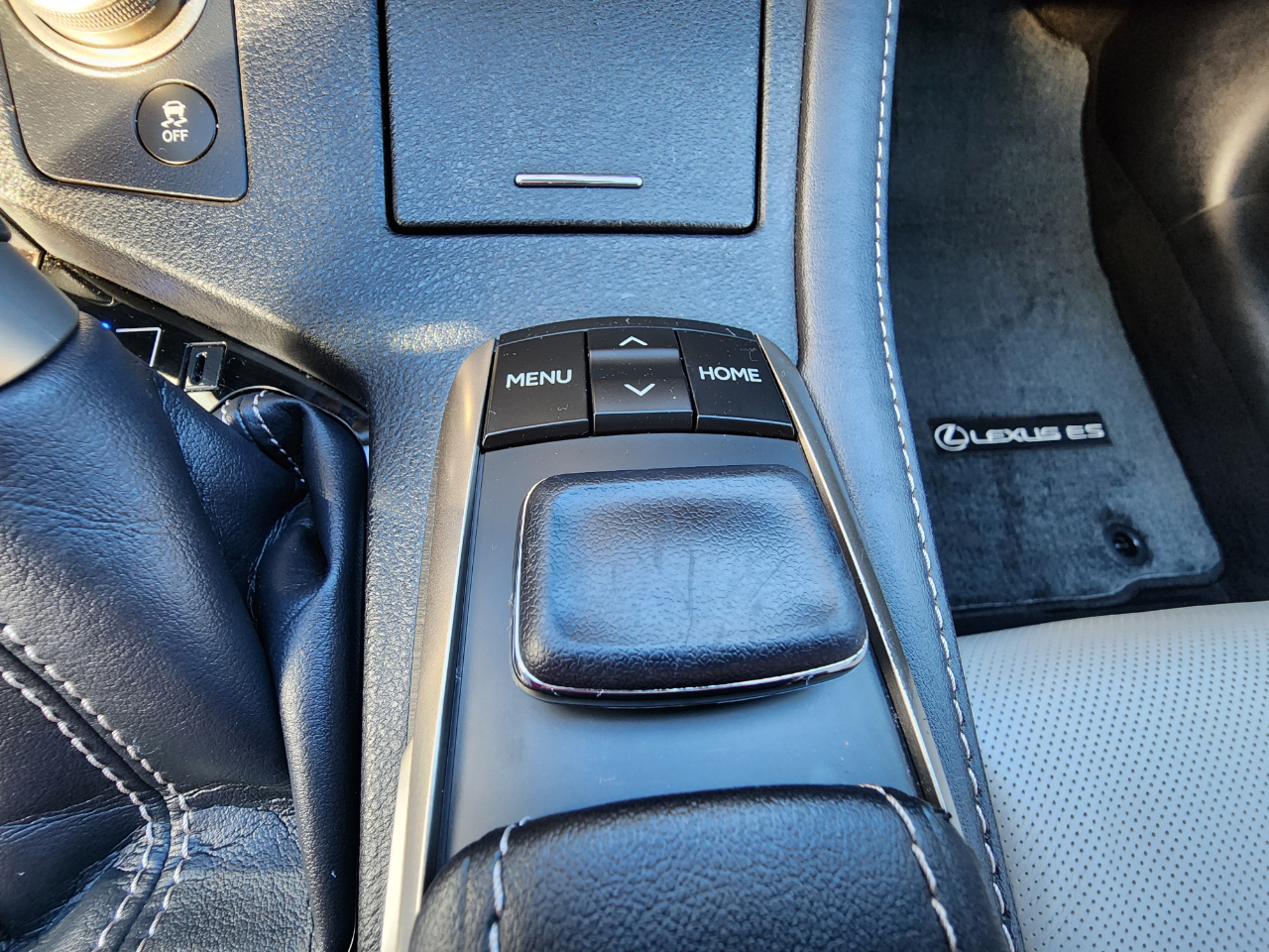 Lexus ES 350 4dr Sdn 2016