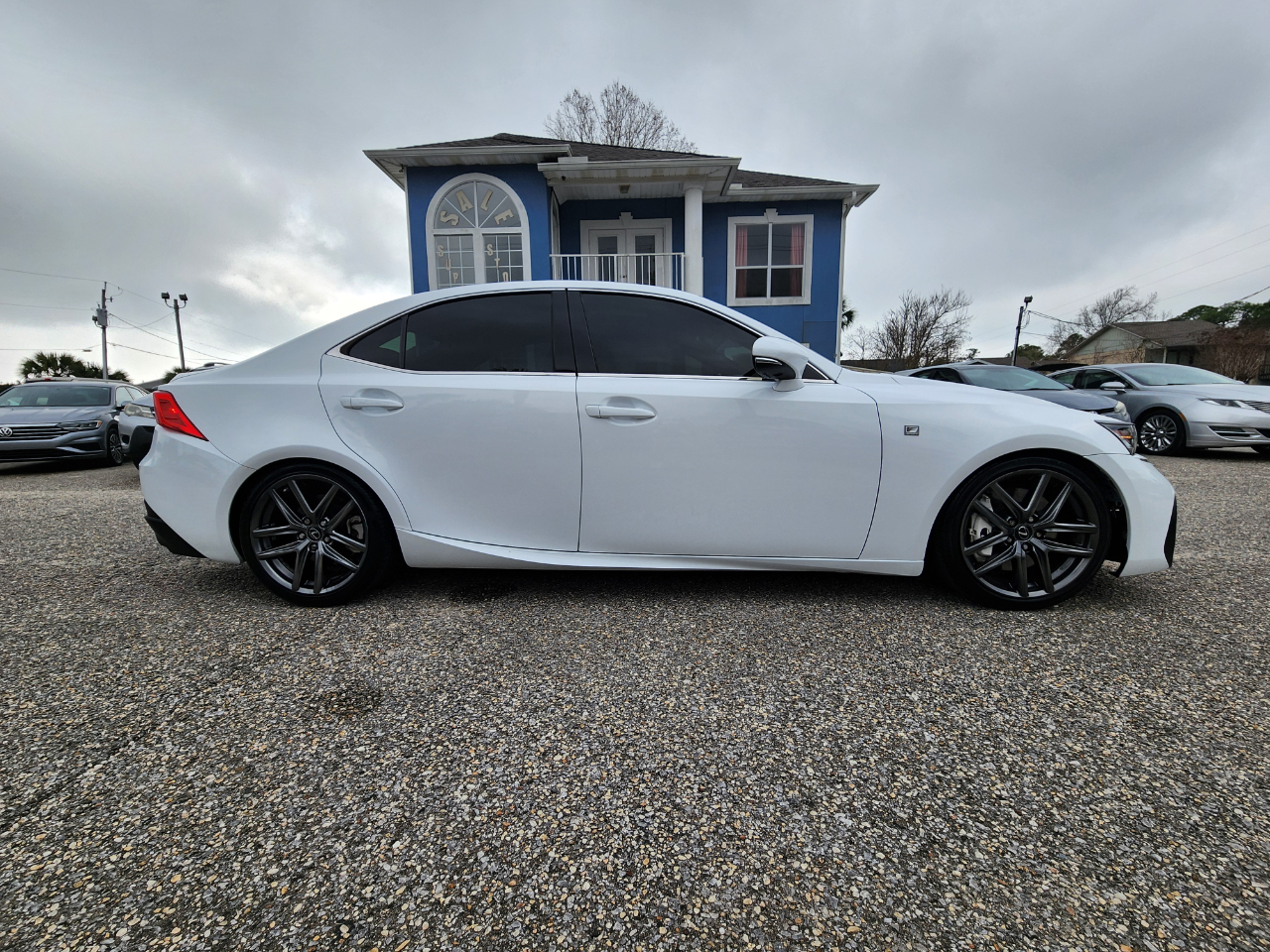 Lexus IS IS Turbo RWD 2017