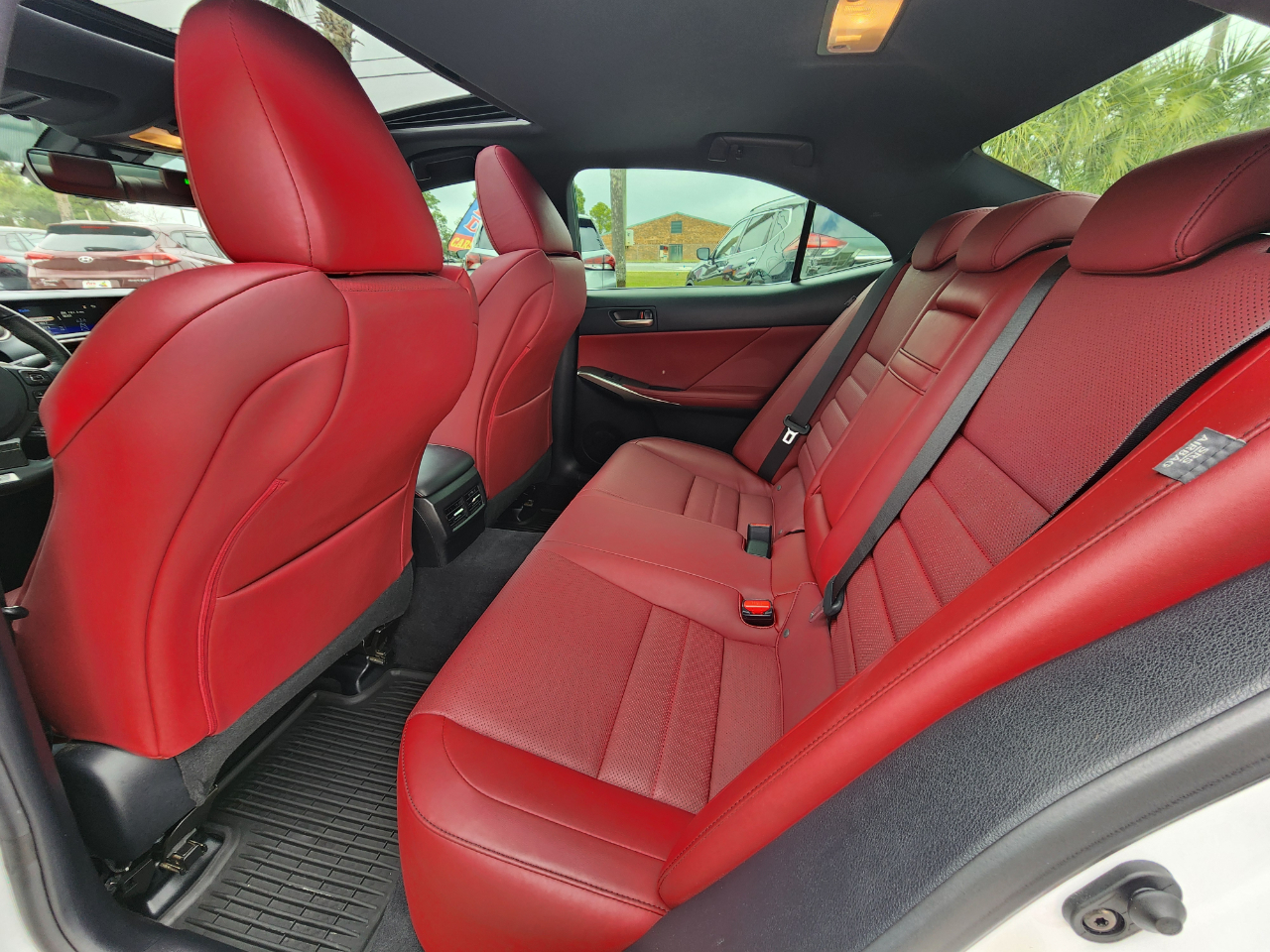 Lexus IS IS Turbo RWD 2017