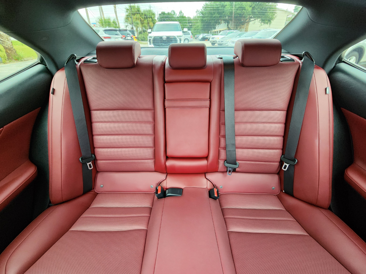 Lexus IS IS Turbo RWD 2017