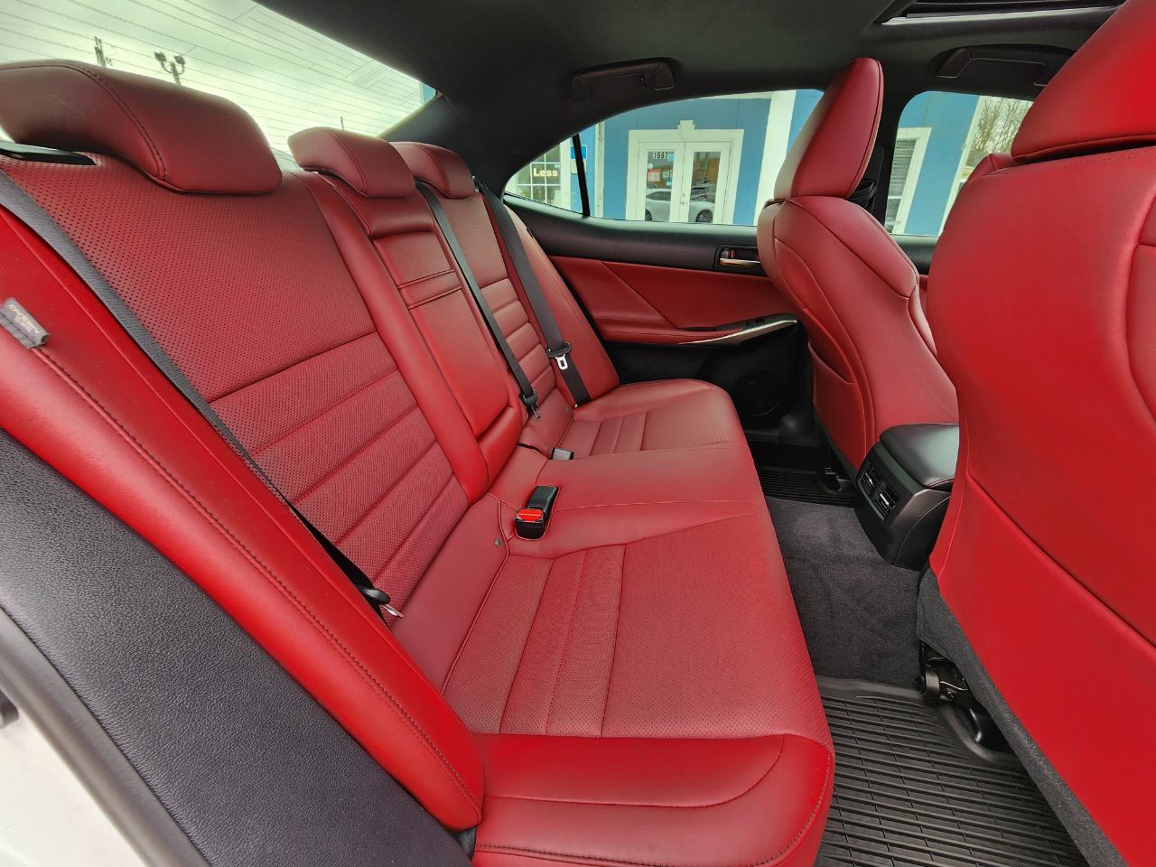 Lexus IS IS Turbo RWD 2017