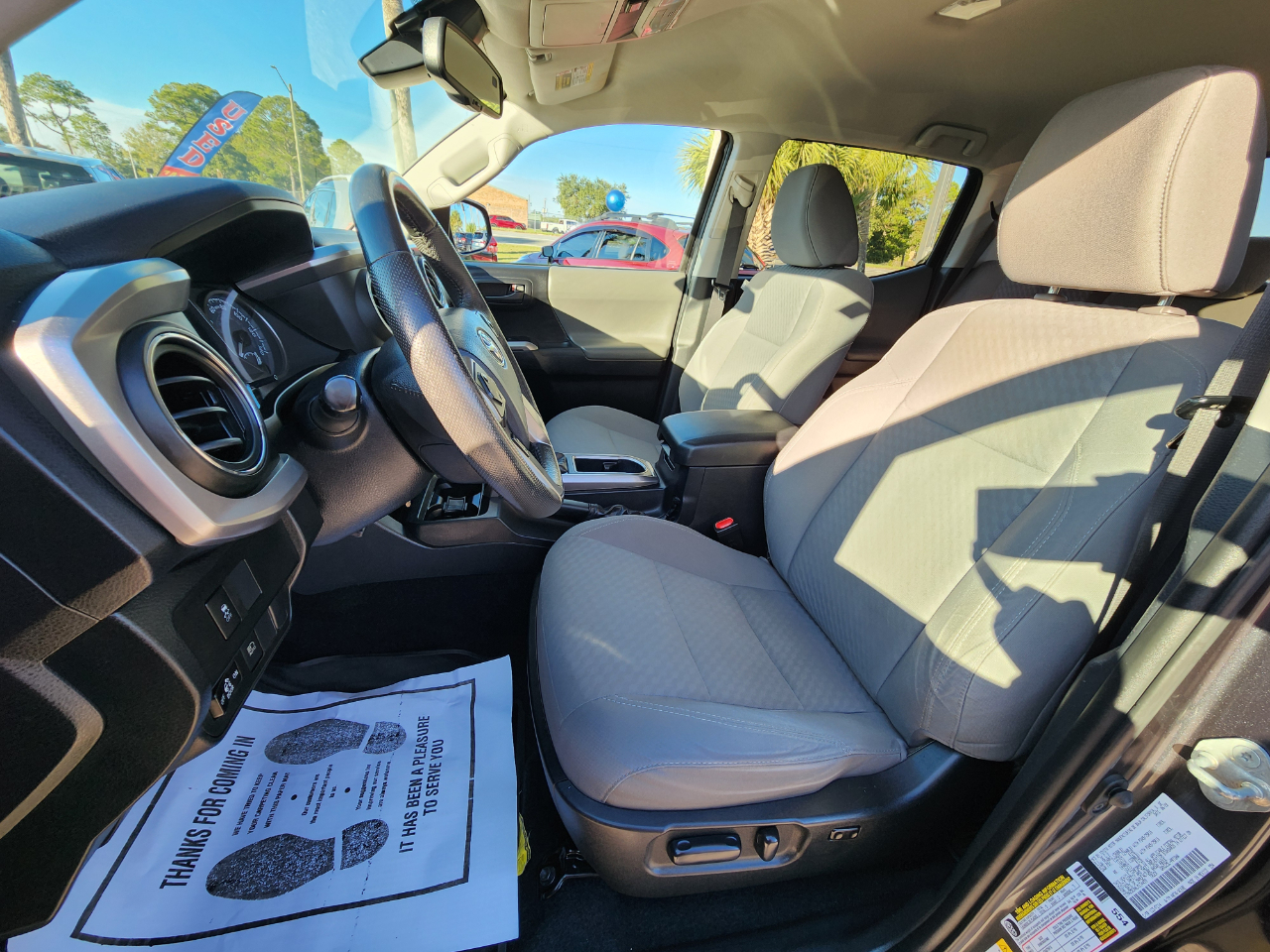 Toyota Tacoma 2WD  2020