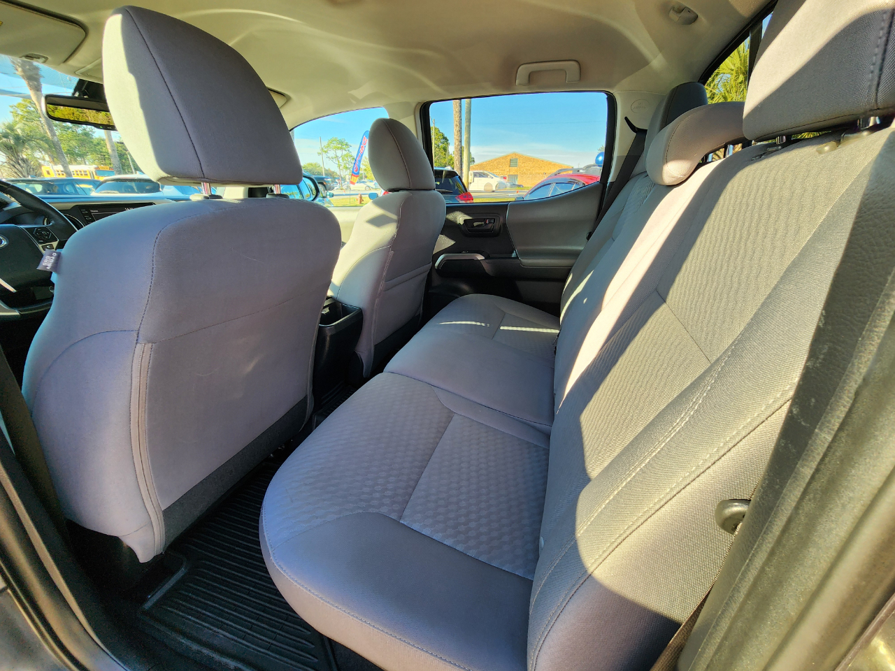 Toyota Tacoma 2WD  2020