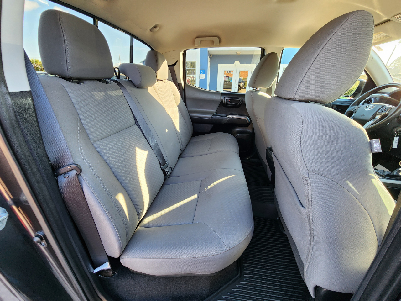 Toyota Tacoma 2WD  2020