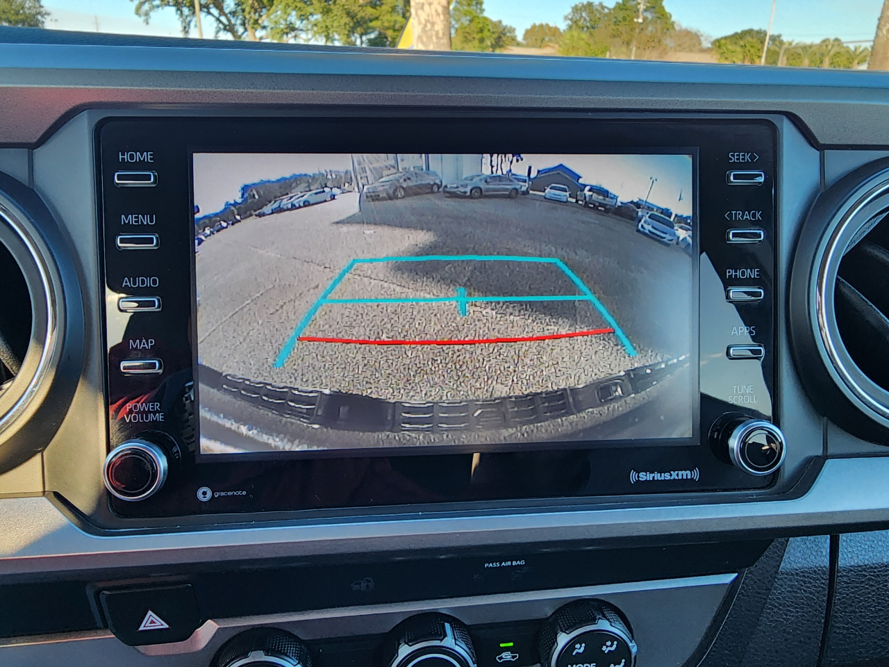 Toyota Tacoma 2WD  2020