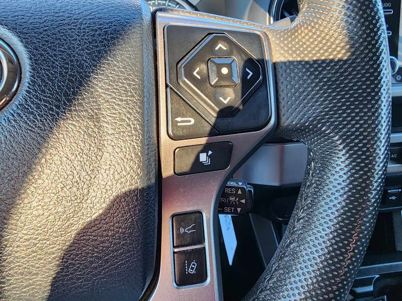 Toyota Tacoma 2WD  2020