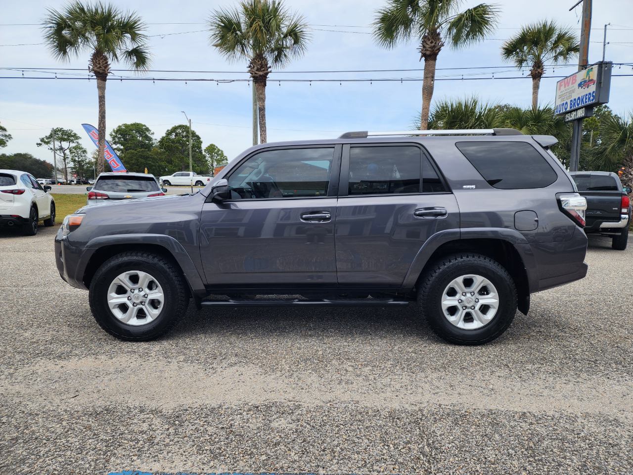 Toyota 4Runner SR5 2WD 2020