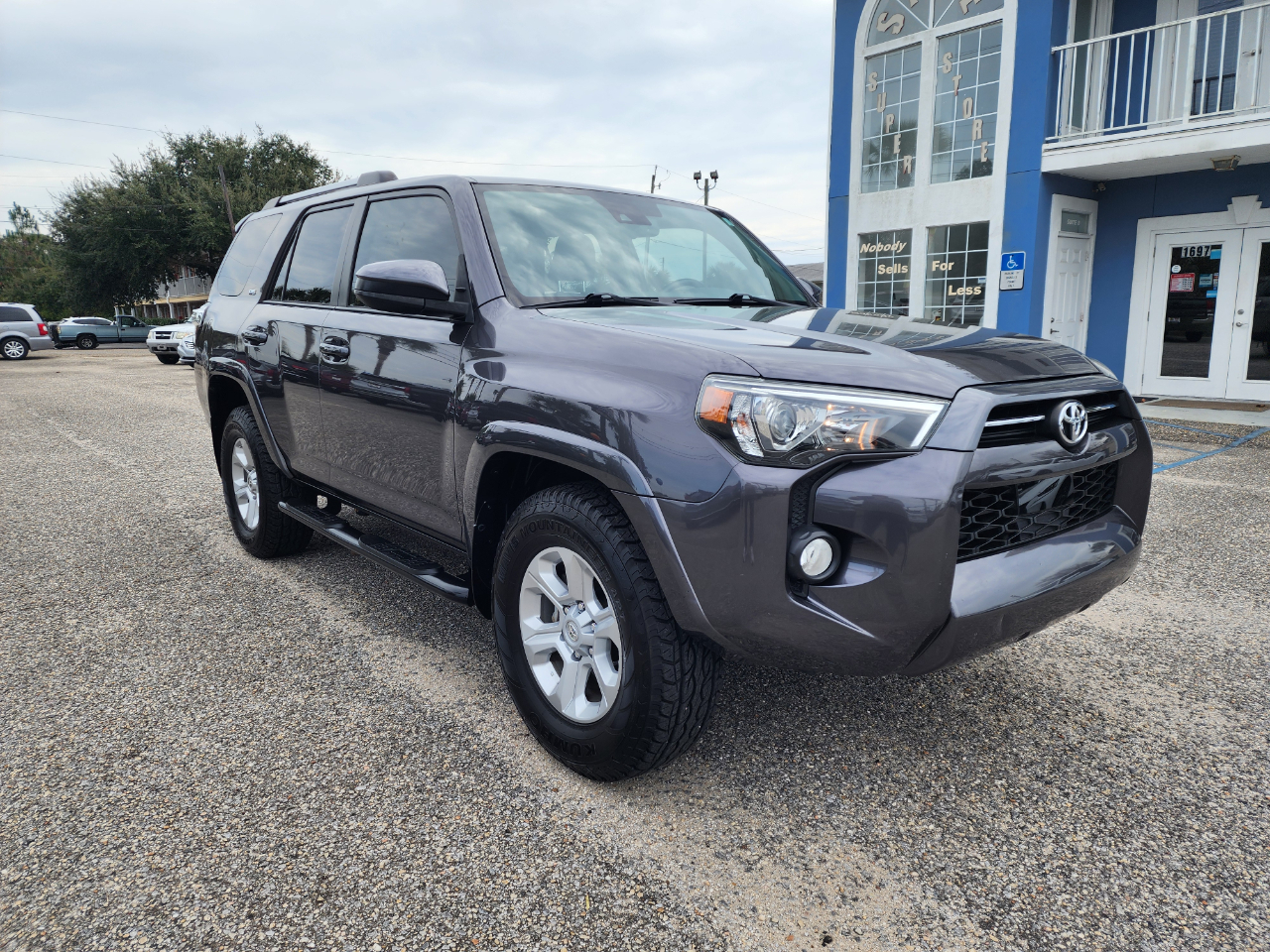 Toyota 4Runner SR5 2WD 2020