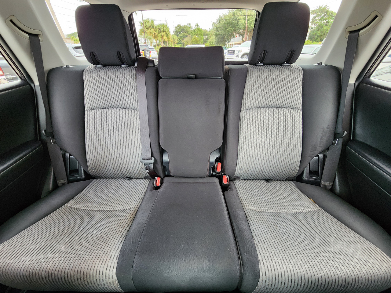 Toyota 4Runner SR5 2WD 2020