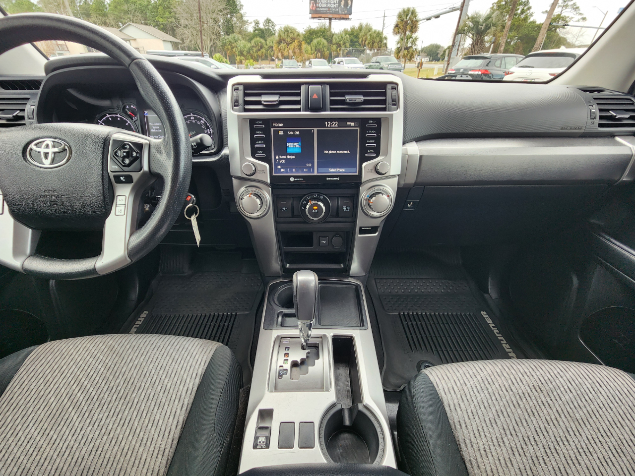 Toyota 4Runner SR5 2WD 2020