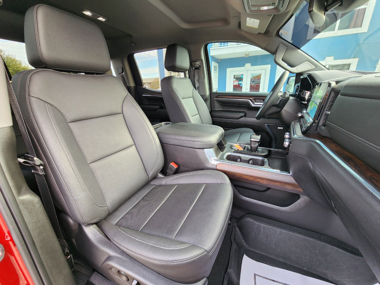 GMC Sierra 1500 2WD Crew Cab 147" SLT 2023