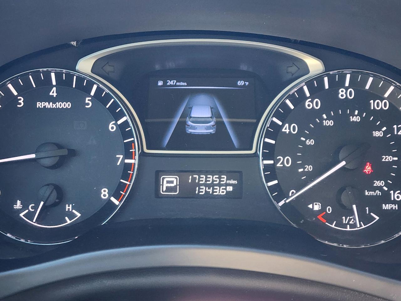 Nissan Pathfinder 2WD 4dr SL 2014