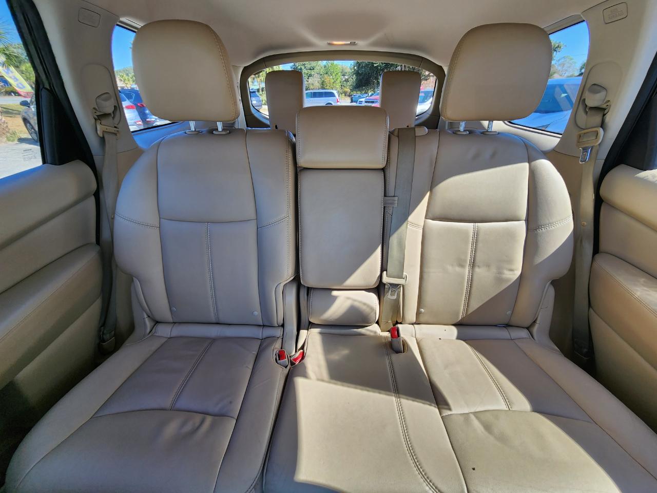 Nissan Pathfinder 2WD 4dr SL 2014