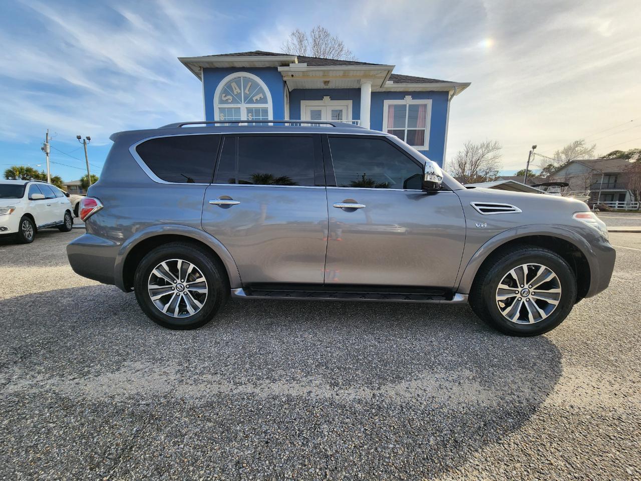 Nissan Armada  2019