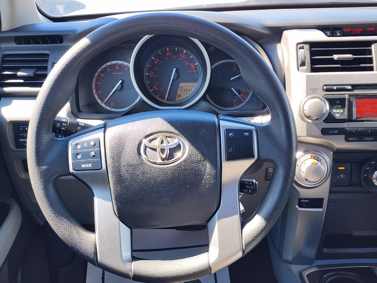 Toyota 4Runner  2011