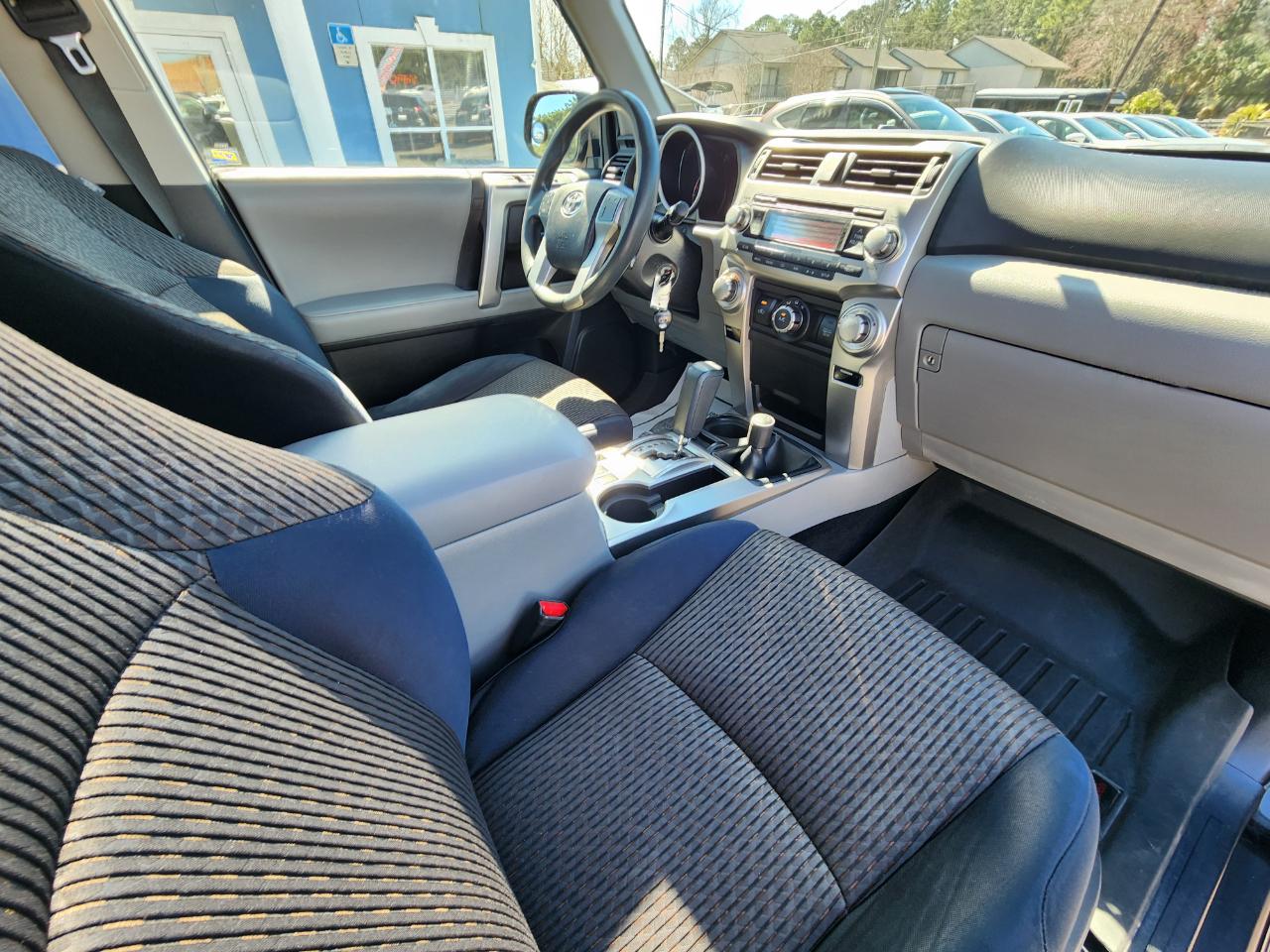 Toyota 4Runner  2011