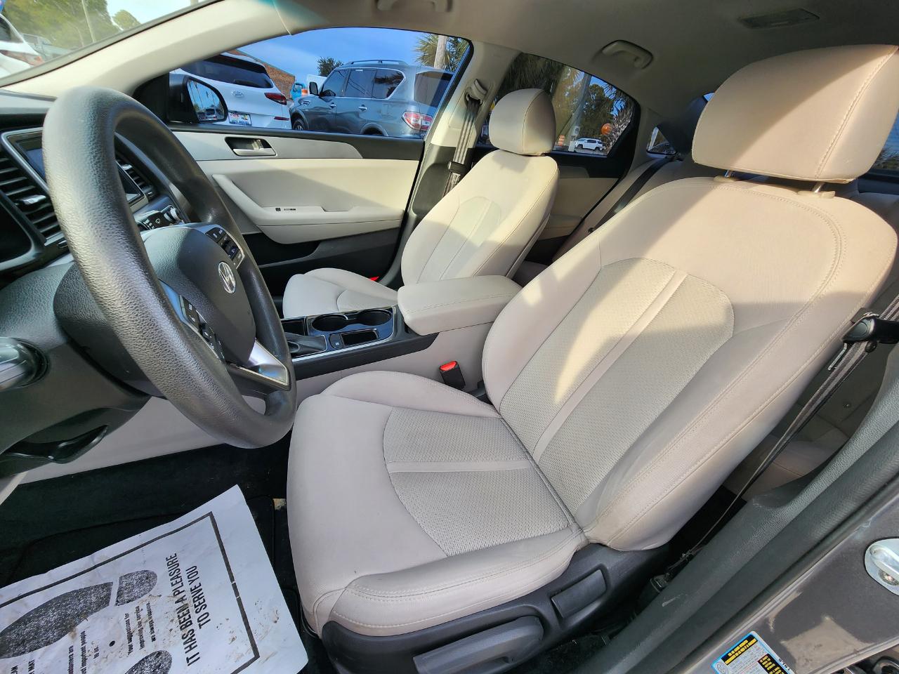 Hyundai Sonata SE 2.4L 2018