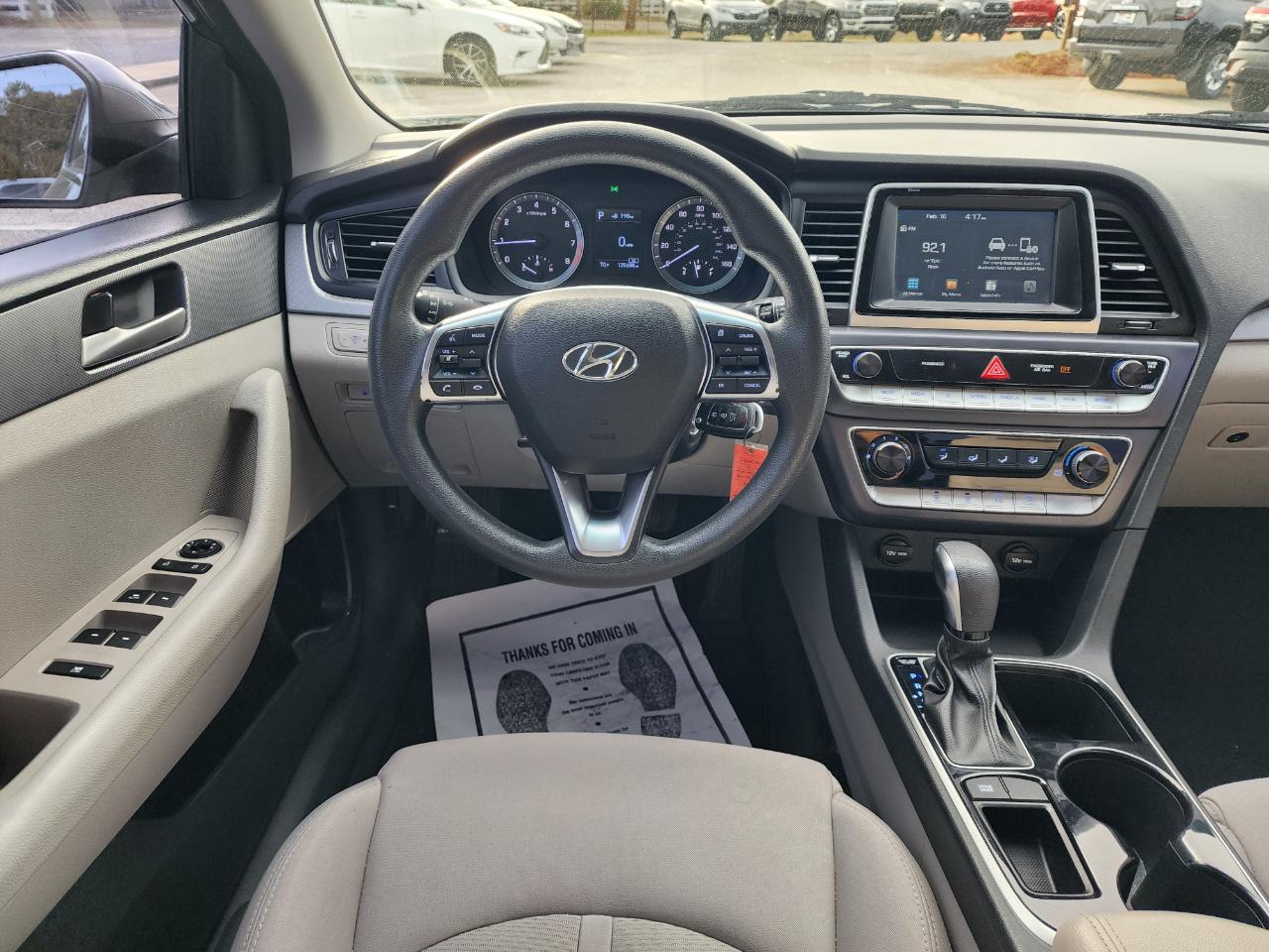 Hyundai Sonata SE 2.4L 2018