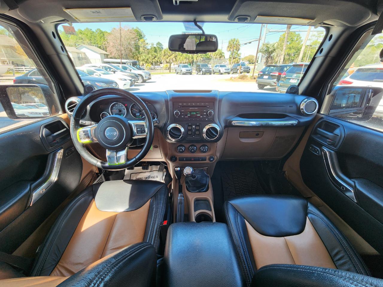 Jeep Wrangler Unlimited 4WD 4dr Sahara 2013