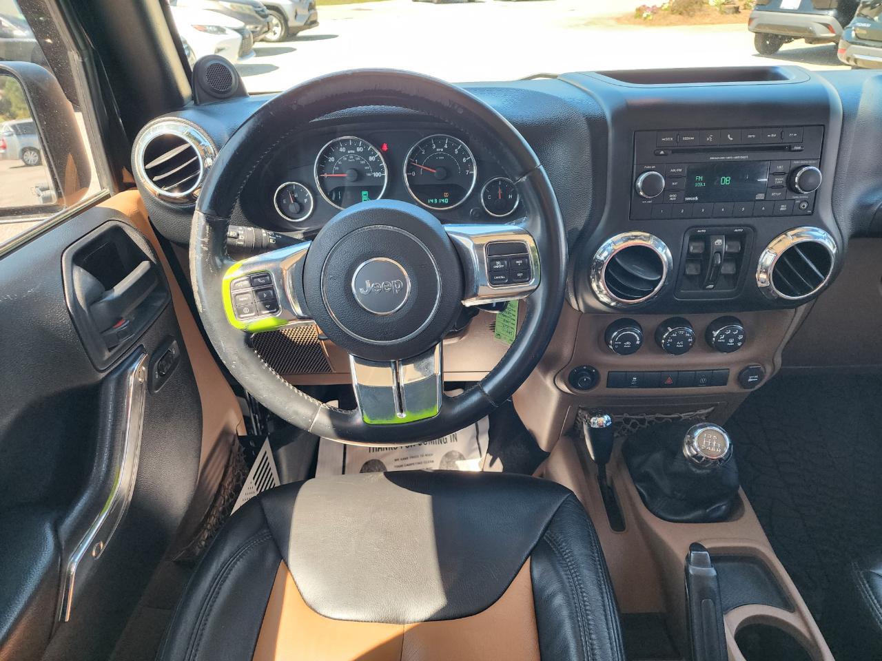 Jeep Wrangler Unlimited 4WD 4dr Sahara 2013