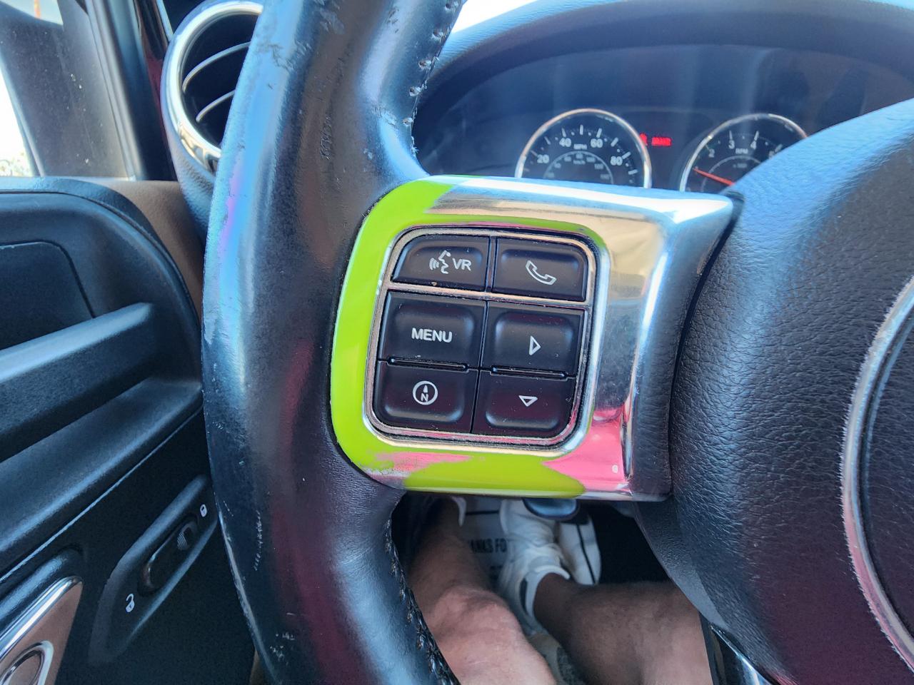 Jeep Wrangler Unlimited 4WD 4dr Sahara 2013