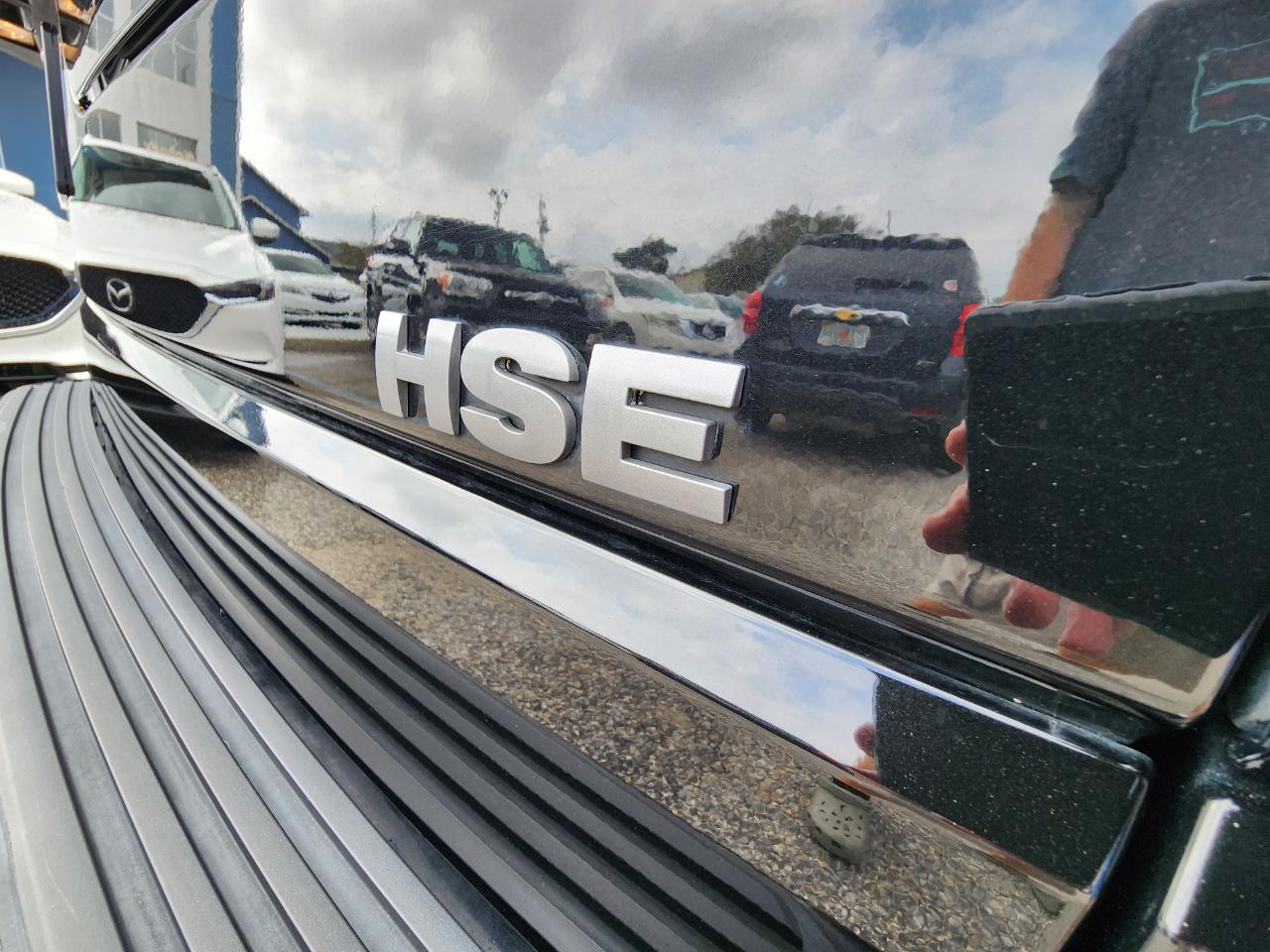 Land Rover LR4 4WD 4dr HSE 2015