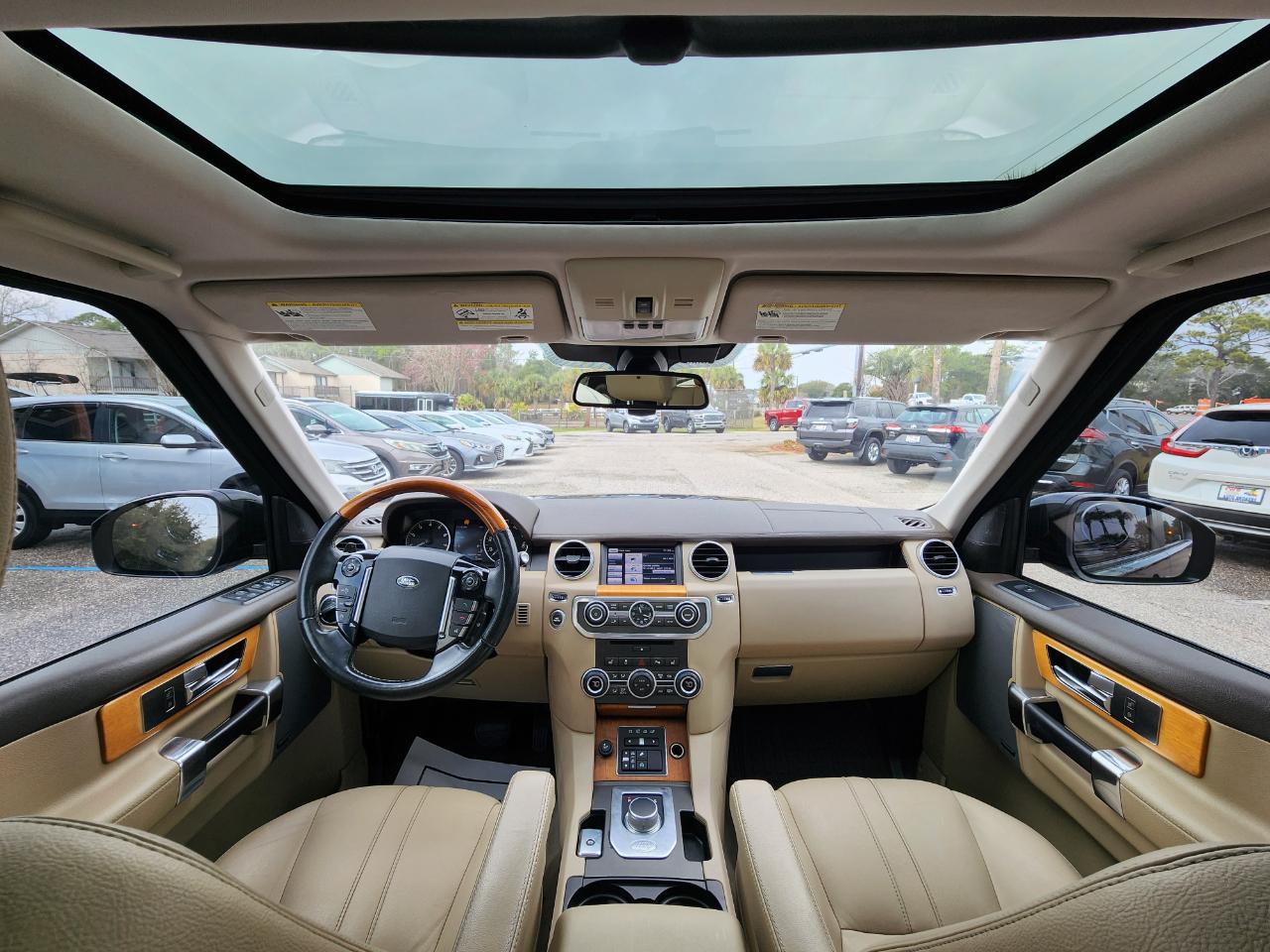 Land Rover LR4 4WD 4dr HSE 2015