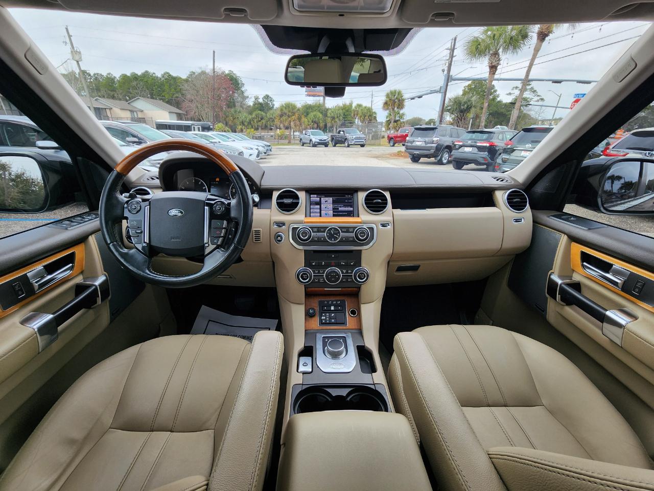 Land Rover LR4 4WD 4dr HSE 2015