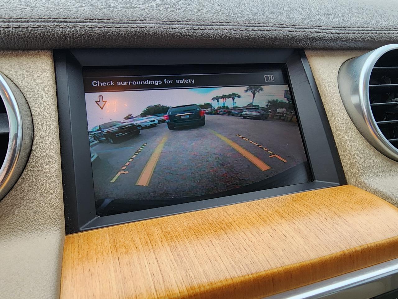 Land Rover LR4 4WD 4dr HSE 2015