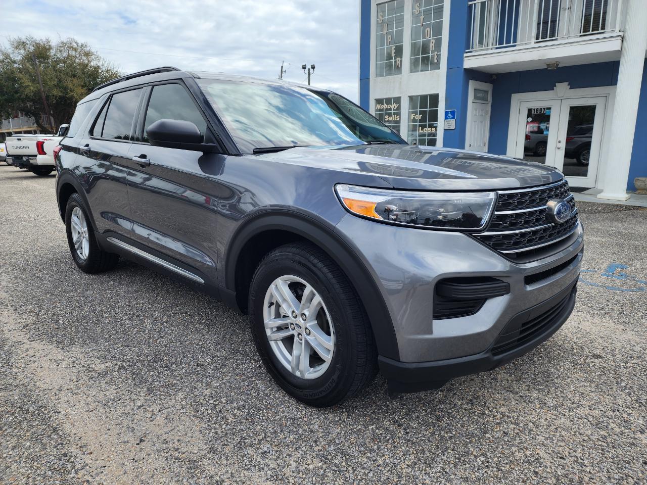 Ford Explorer XLT RWD 2022