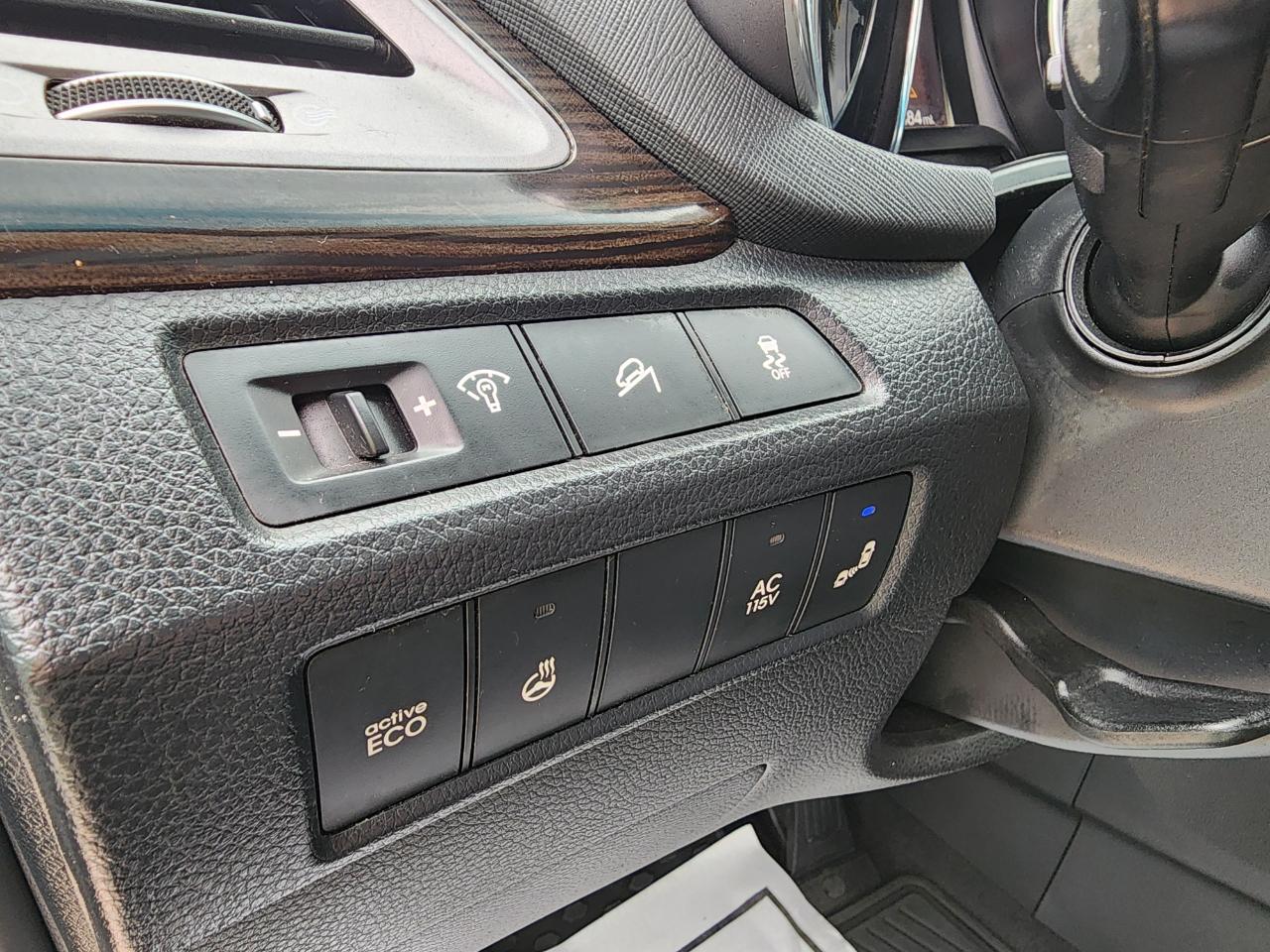 Hyundai Santa Fe FWD 4dr Limited 2014