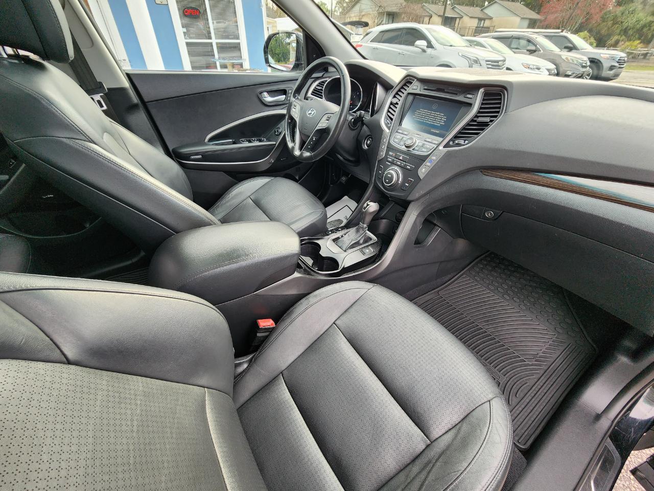 Hyundai Santa Fe FWD 4dr Limited 2014