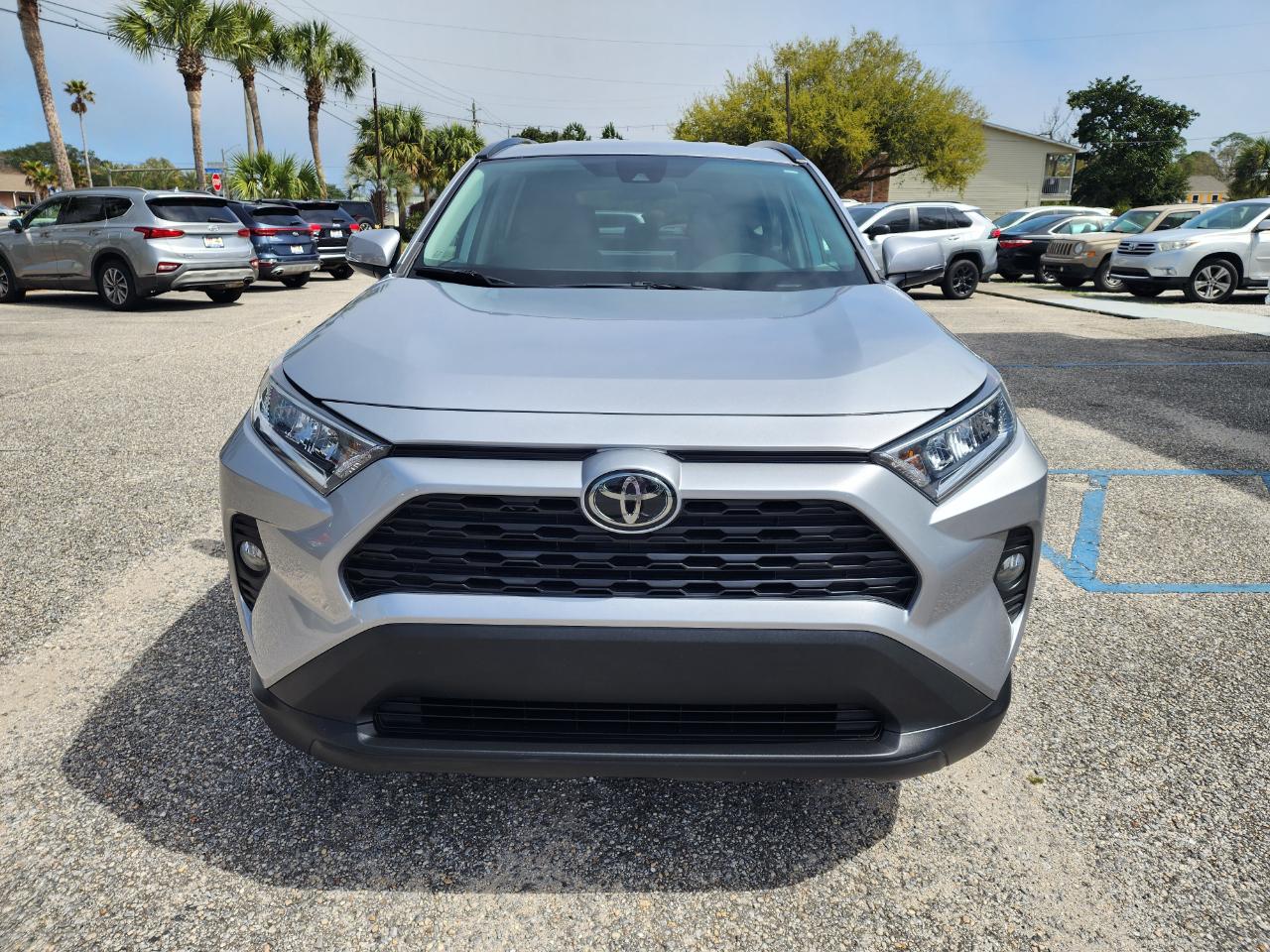 Toyota RAV4 XLE FWD 2021