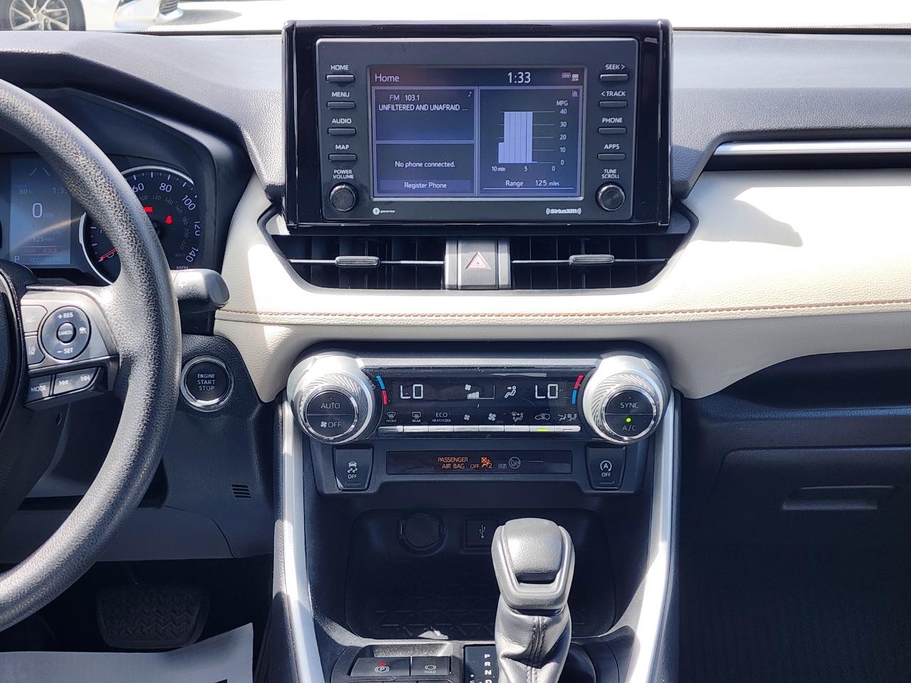 Toyota RAV4 XLE FWD 2021