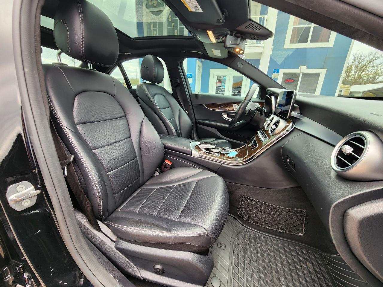 Mercedes-Benz C-Class C 300 4MATIC Sedan 2019