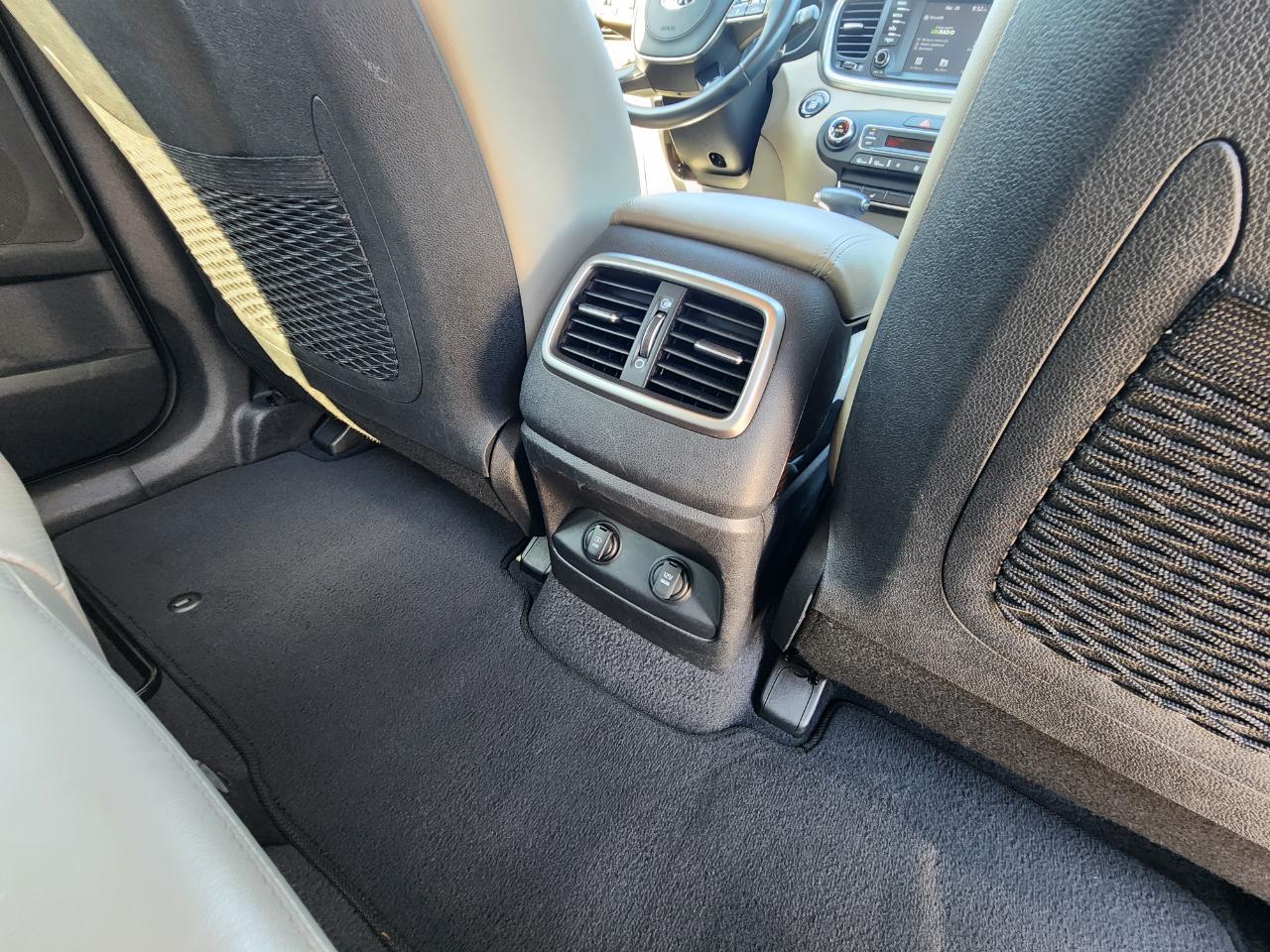 Kia Sorento EX V6 FWD 2019