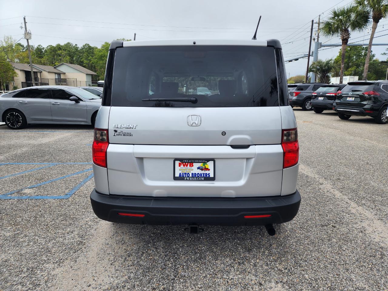 Honda Element 2WD 5dr Auto LX 2009